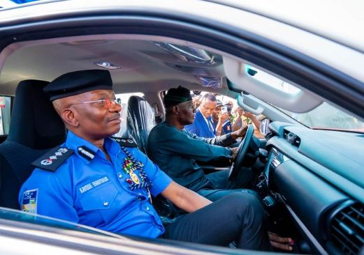 sanwoolu and police